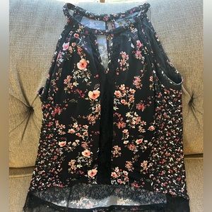 White House black market shirt